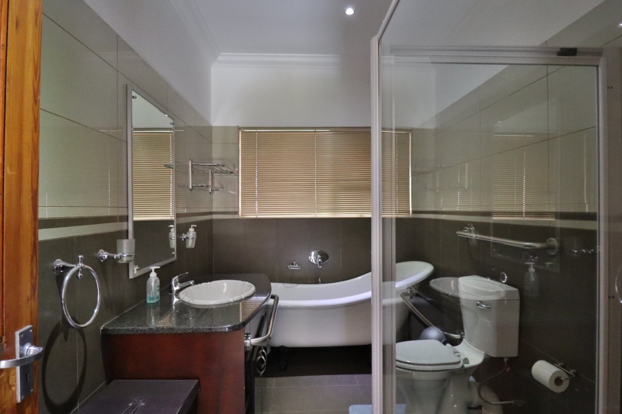 4 Bedroom Property for Sale in Helicon Heights Free State
